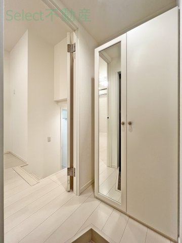 玄関　※反転写真