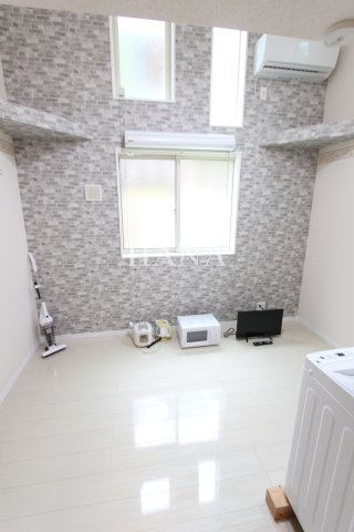 居室・リビング　同タイプ参考写真です