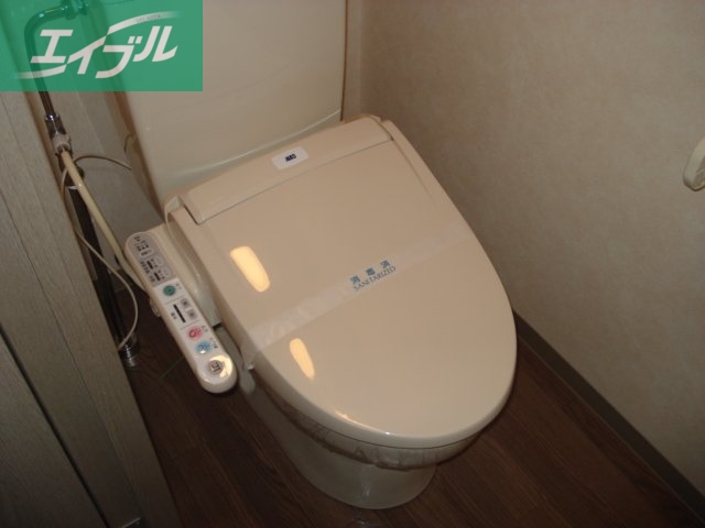 トイレ　シャワー付トイレ