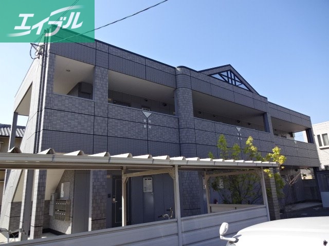 建物外観　外観写真（昼）