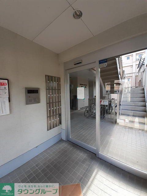 エントランス　エントランス