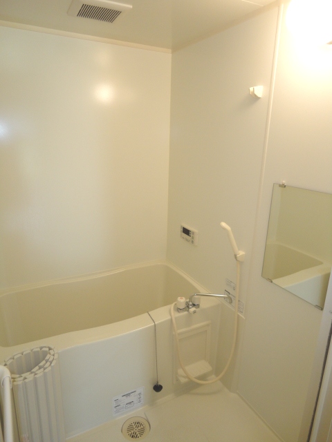 バス・シャワールーム　お風呂です