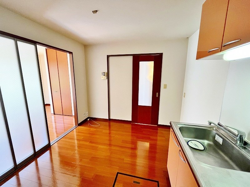 居室・リビング　★DK6.4帖★