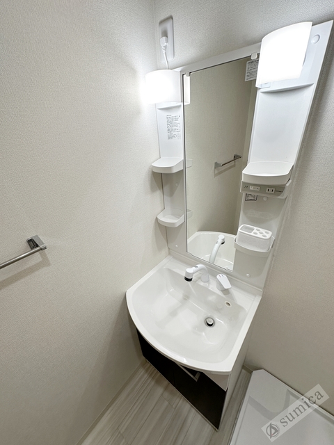 洗面設備　シャンプードレッサー付き・朝シャンもこちらで♪♪