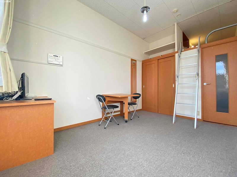 居室・リビング　別号室イメージ