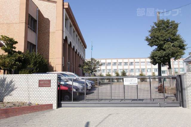 中学校　名古屋市立八幡中学校（中学校）まで95m