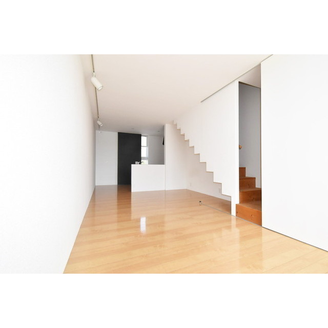 居室・リビング　使いやすい居間です