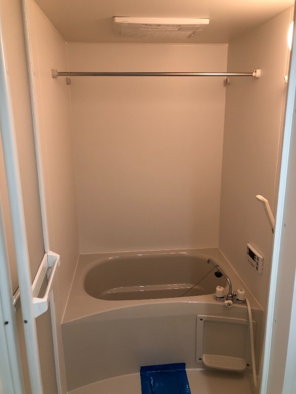 バス・シャワールーム　同物件別部屋