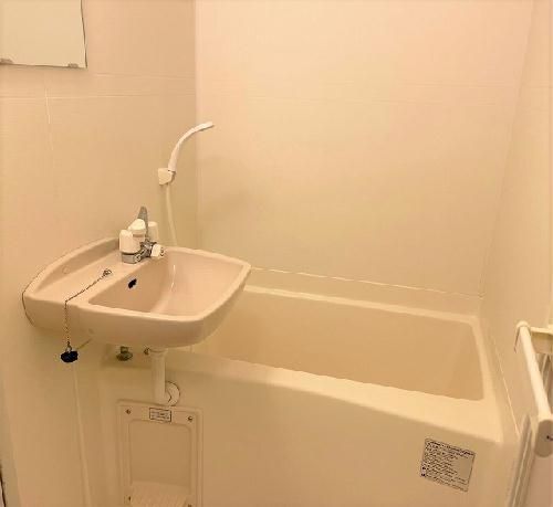 レオパレスオンダの風呂写真
