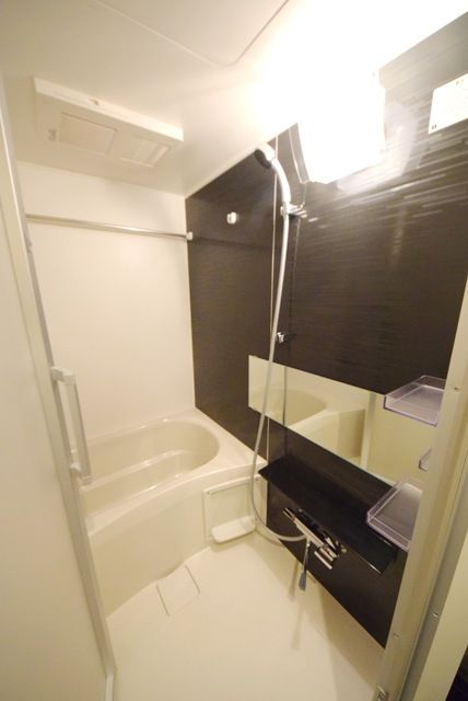 バス・シャワールーム　NULL