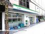コンビニ　ファミリーマート（コンビニ）まで457m