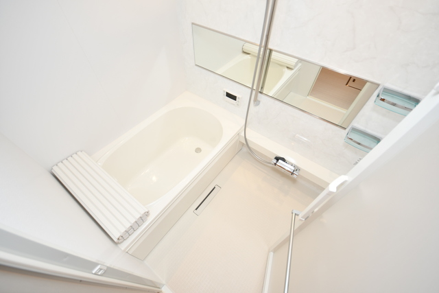 バス・シャワールーム　お風呂