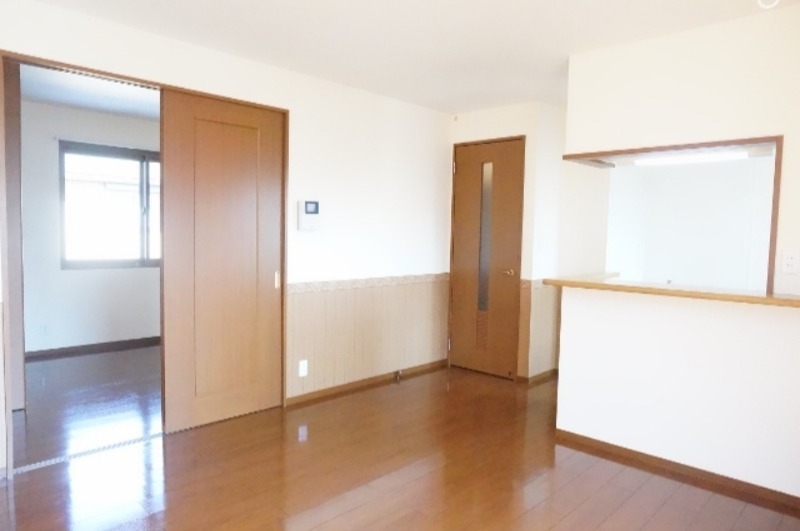 居室・リビング　図面と現状に相違がある場合には現状を優先