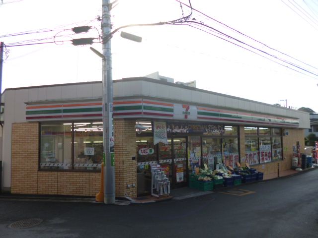 コンビニ　セブンイレブン（コンビニ）まで430m
