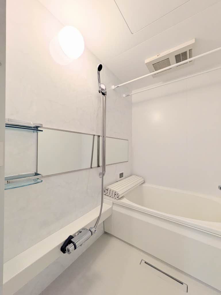 バス・シャワールーム　浴室
