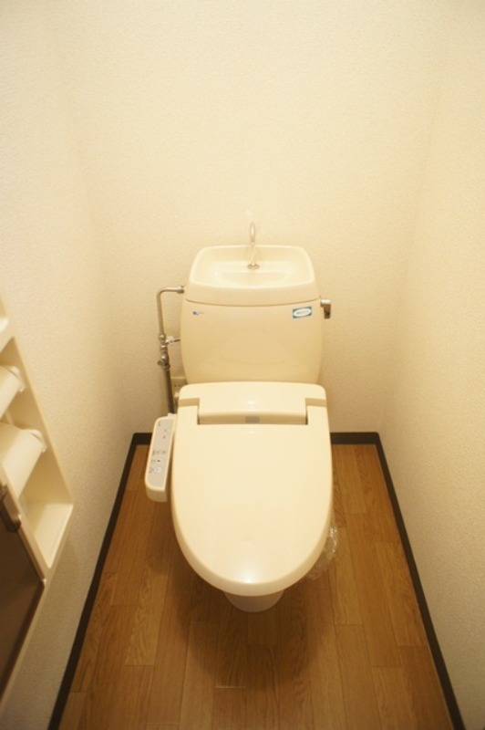 トイレ　図面と現状に相違がある場合には現状を優先