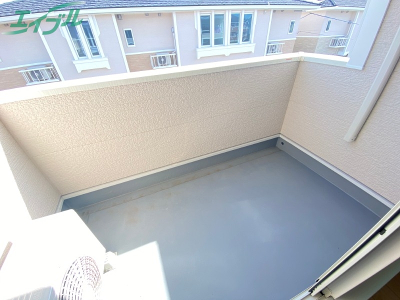 バルコニー　同型参考写真