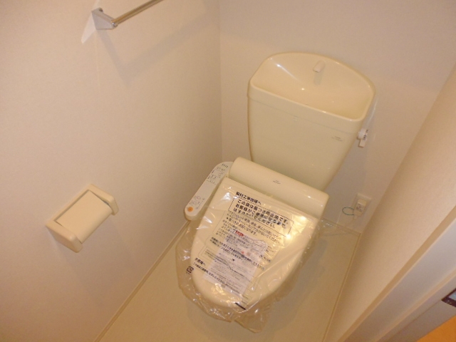 トイレ　シャワー付きトイレ