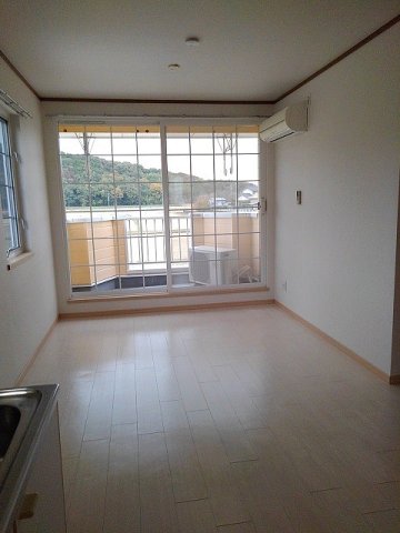 居室・リビング　ゆったりとした居間です