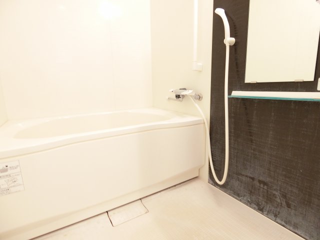 バス・シャワールーム　詳細は、RISUMO江坂本店→06-6155-7137まで♪