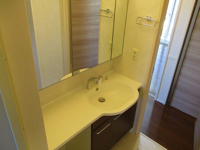 洗面設備　洗髪洗面化粧台