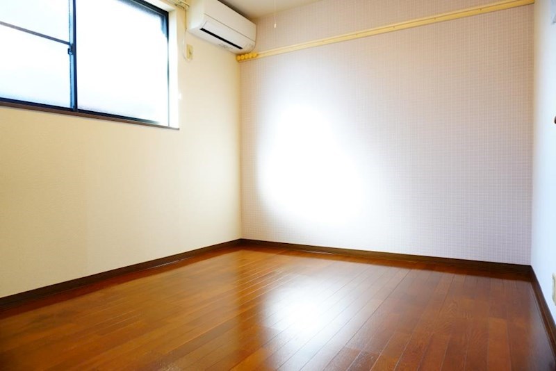 居室・リビング　エアコン付き洋室6帖