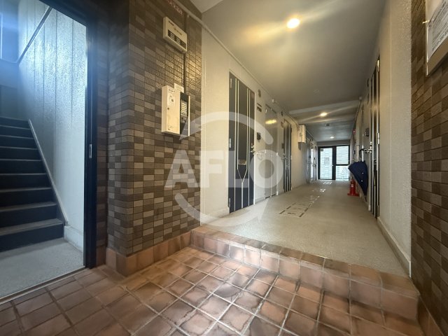 ロビー　ブルーコート　ロビー