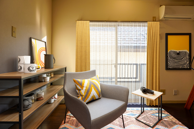 居室・リビング　こちらの家具はＣＧです。家具付きではございません。