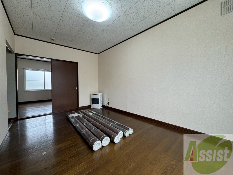 居室・リビング　広くてキレイなお部屋が広がっていて、充実した生活が送れそう。