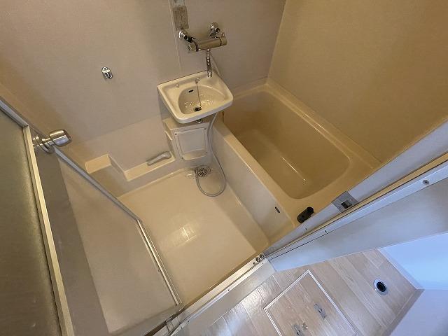 バス・シャワールーム　浴室