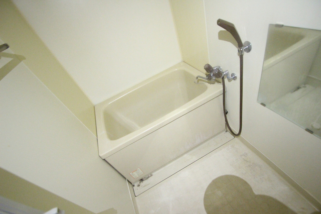 バス・シャワールーム　※別室の参考写真です。