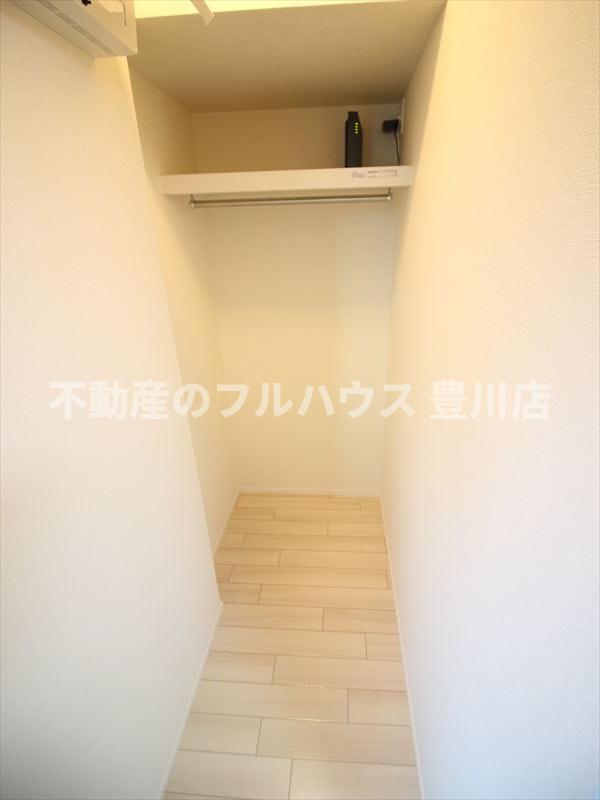 収納　写真は同型タイプ別物件
