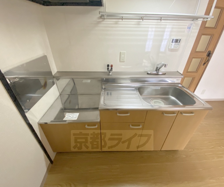 キッチン　２口ガスコンロ設置可能！