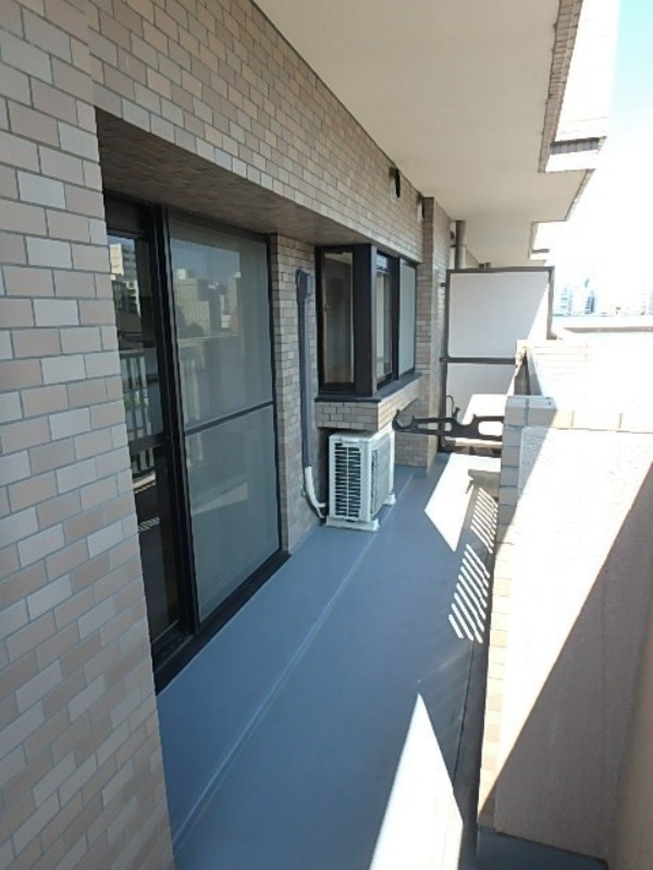 バルコニー　図面と現状に相違がある場合には現状を優先