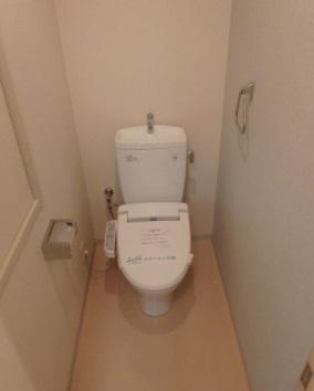 トイレ　サン・ロレンツ心斎橋東　トイレ