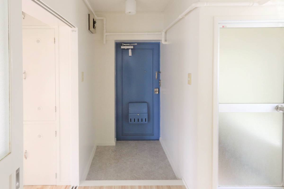 玄関　落ち着いた玄関です