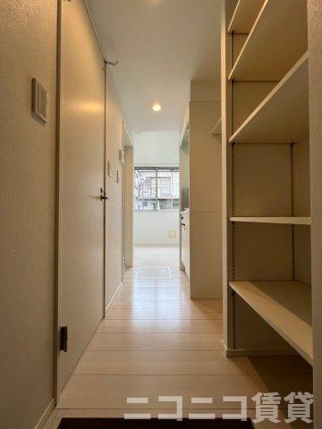 玄関　別号室イメージの為、現状を優先致します。