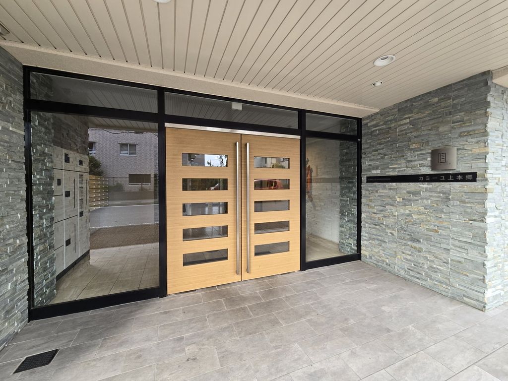 エントランス　エントランス