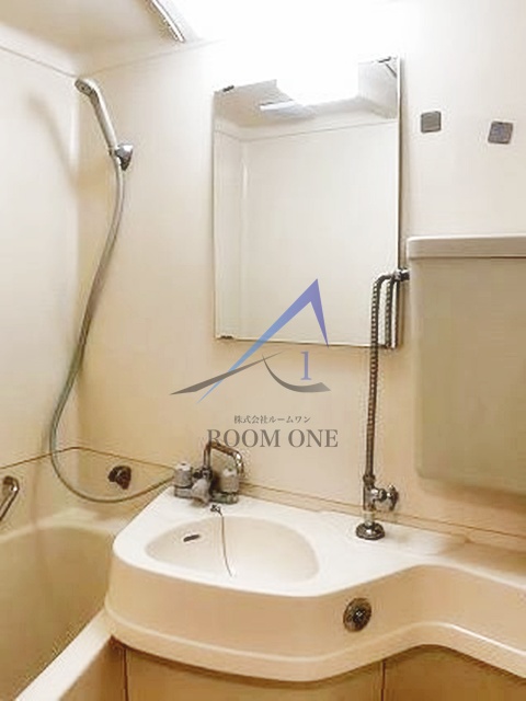 洗面設備　洗面台です。