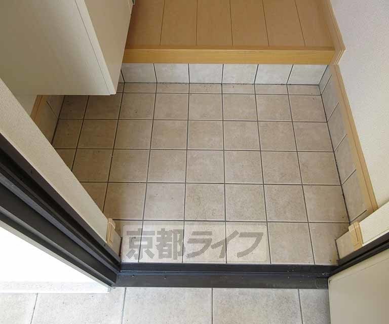 玄関　ゆったりとした玄関です！