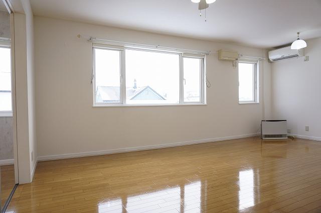 居室・リビング　リビング１