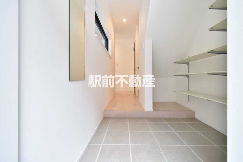 玄関　類似物件流用