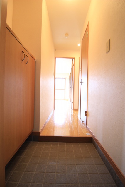 玄関　☆シューズボックスつき☆