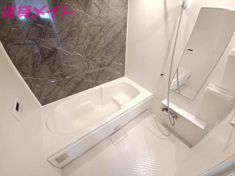 バス・シャワールーム　同型参考写真