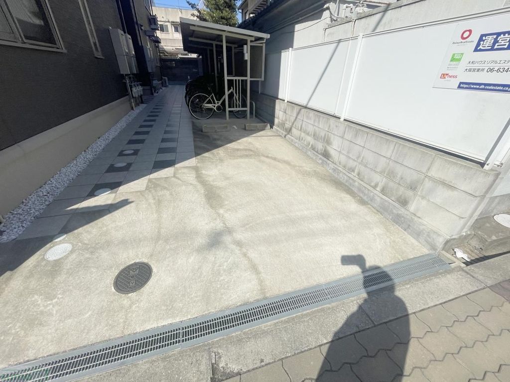 エントランス　庭