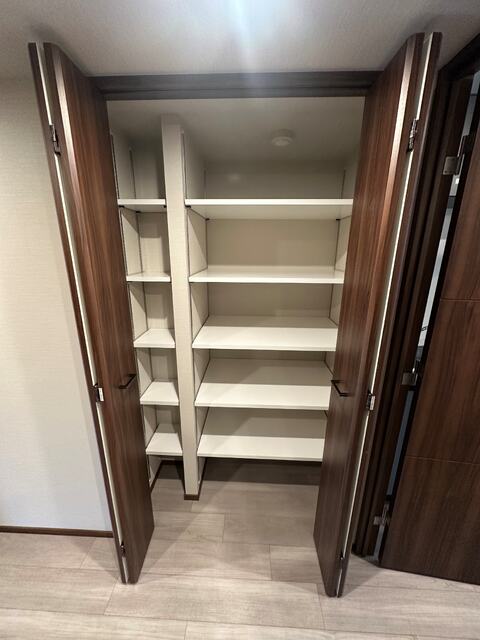 収納　◆便利な廊下の収納◆