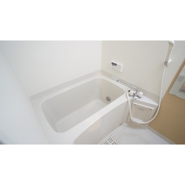 バス・シャワールーム　バス（同仕様タイプ）