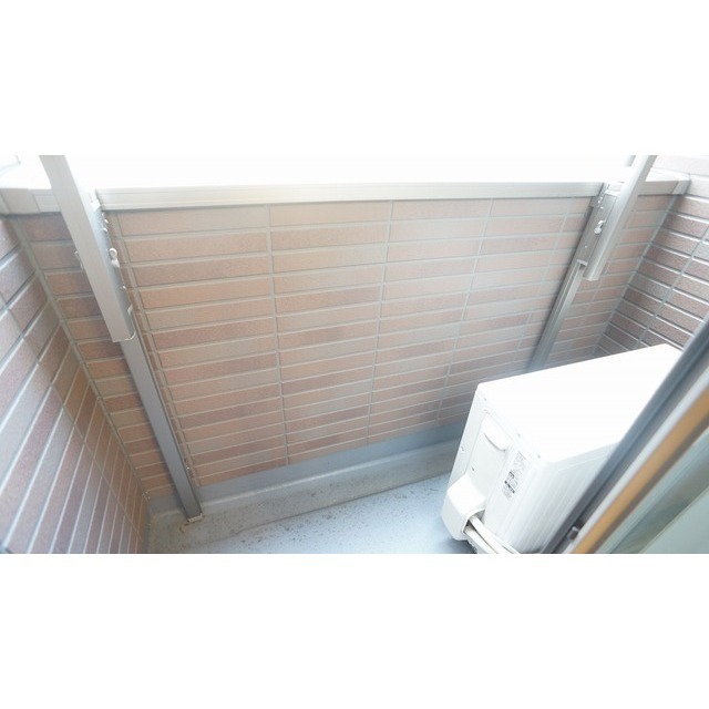 バルコニー　バルコニー（同仕様タイプ）