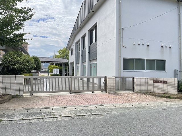 中学校　熊本市立西山中学校（中学校）まで1200m