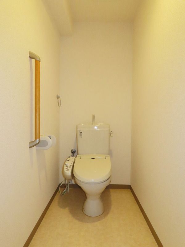 トイレ　ゆったりとした空間のトイレです